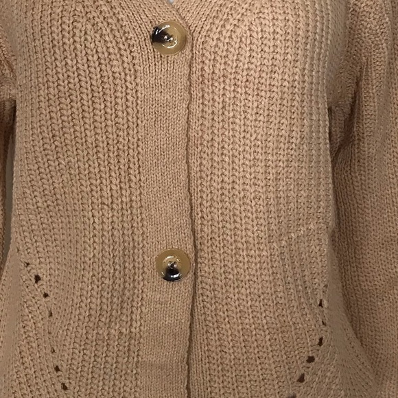 V neck knit sweater - Picture 2 of 3